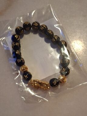 Black and Gold Mantra Bead Bracelet - Spiritual Women Jewelry